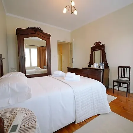 4br Parking- Fam & Friends 3* Alijó