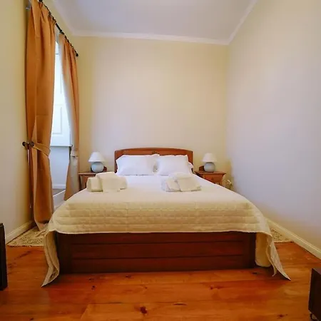 4br Parking- Fam & Friends 3*
